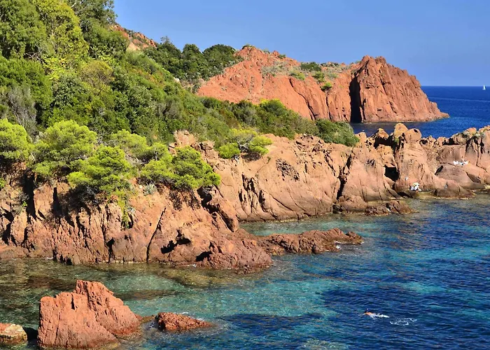 Cap Esterel Agay Saint Raphael Vue Coeur Du Site Piscine Golf Mer Studio 4 Personnes Chez Magali