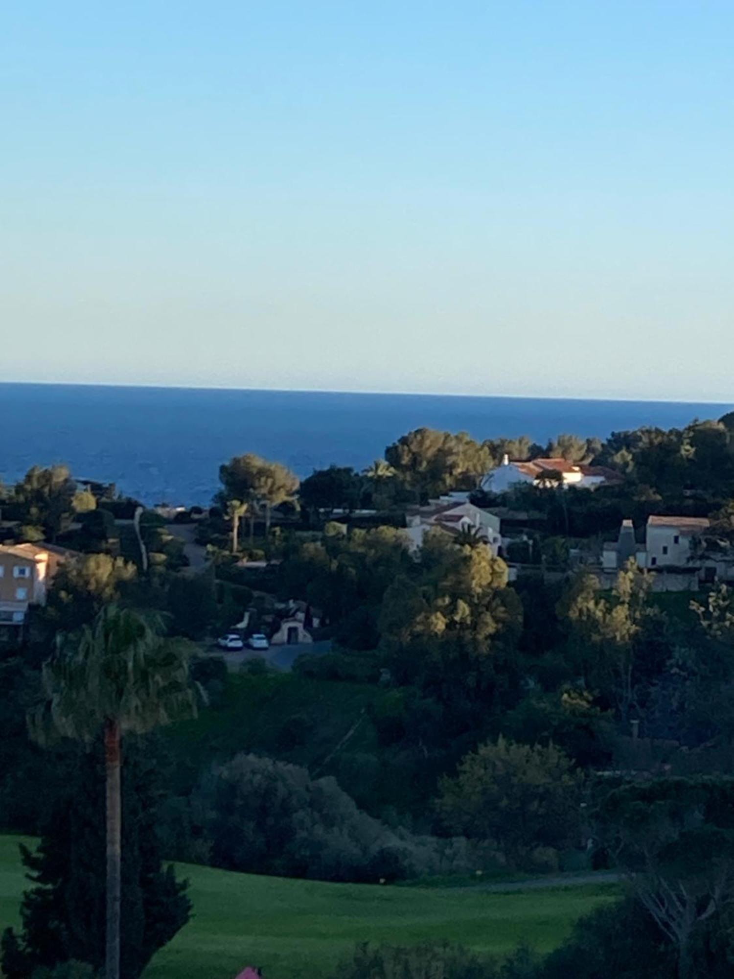Cap Esterel Agay Raphael Vue Coeur Du Site Piscine Golf 4 Personnes Chez Magali Saint-Raphael (Var)