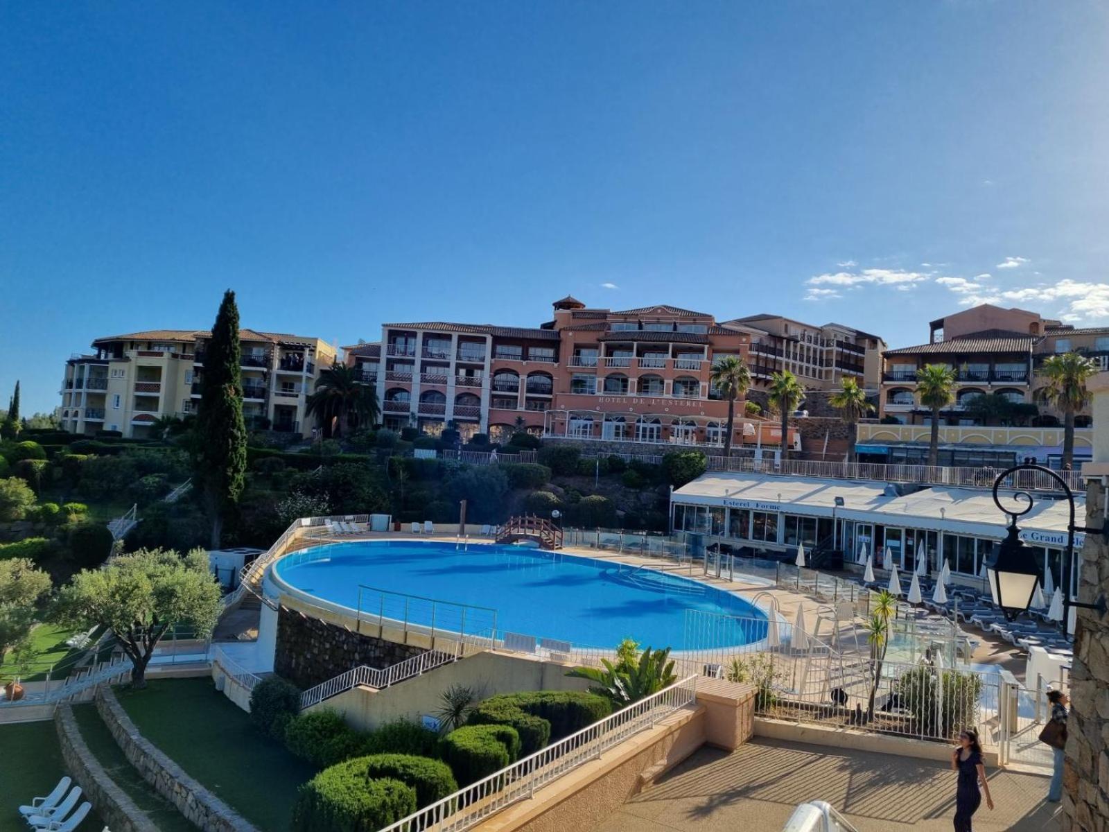 Apartment Cap Esterel Agay Raphael Vue Coeur Du Site Piscine Golf 4 Personnes Chez Magali